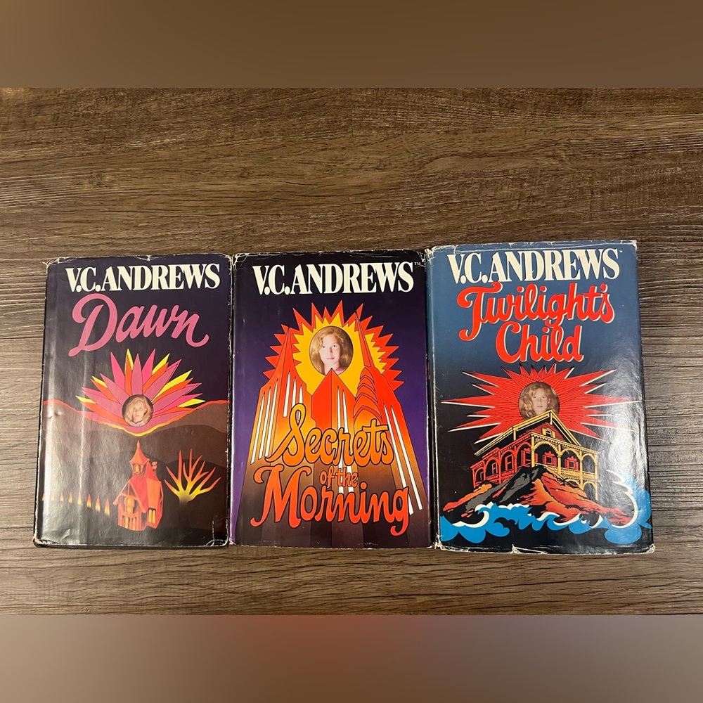 V.C.‎ Andrews Book Set - Dawn, Secrets of the Morning, Twilight's Child